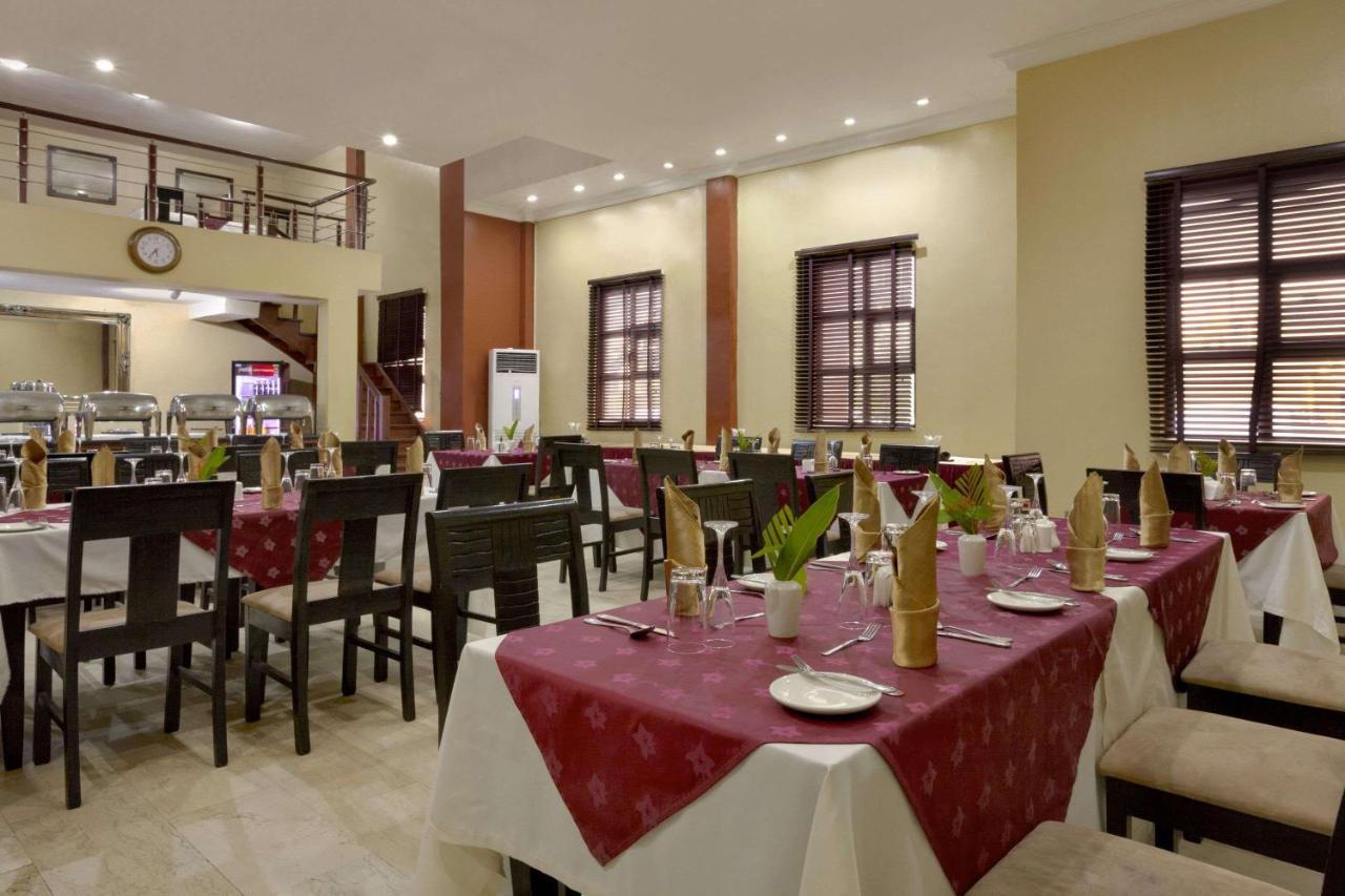 Hawthorn Suites By Wyndham Abuja Extérieur photo