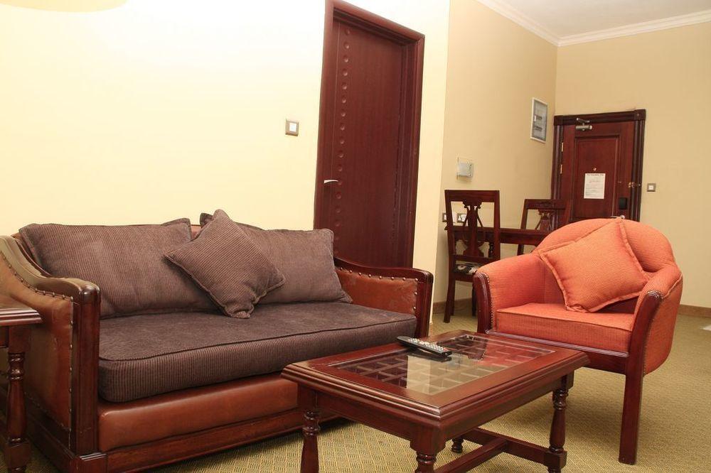 Hawthorn Suites By Wyndham Abuja Extérieur photo