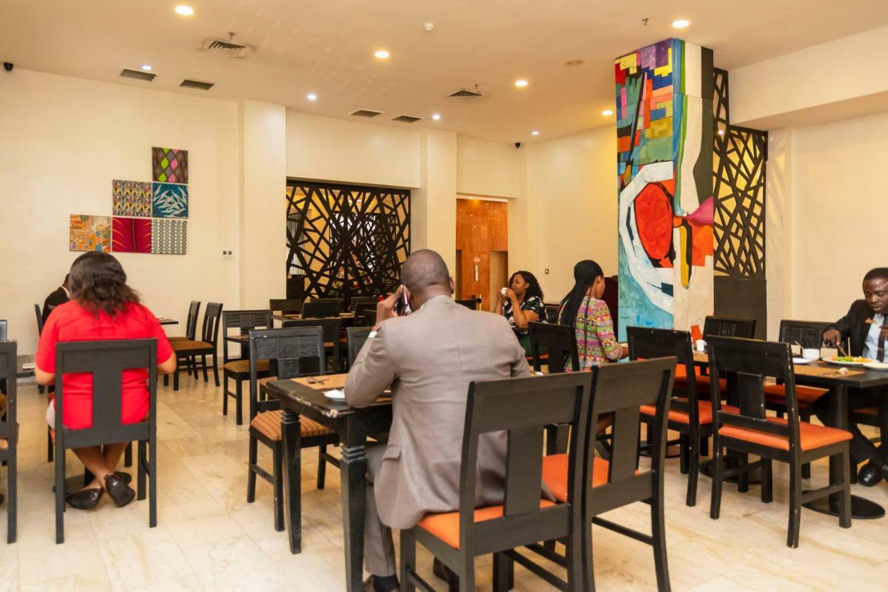 Hawthorn Suites By Wyndham Abuja Extérieur photo