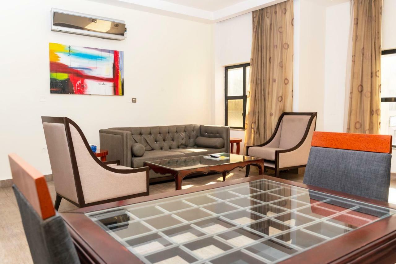 Hawthorn Suites By Wyndham Abuja Extérieur photo