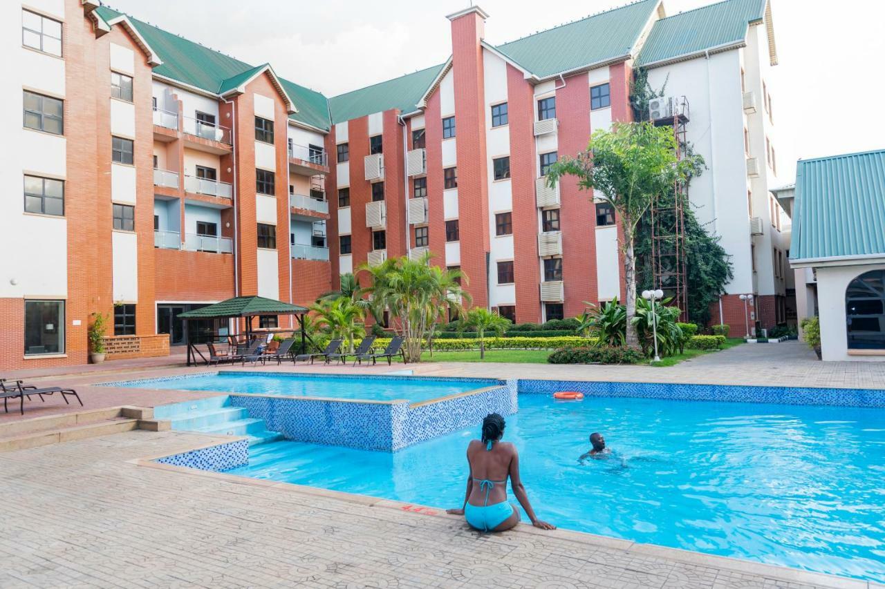 Hawthorn Suites By Wyndham Abuja Extérieur photo